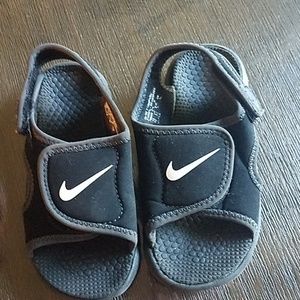 Nike Shoes - Toddler boys nike sandals Nike Shoes - Toddler boys nike sandals
